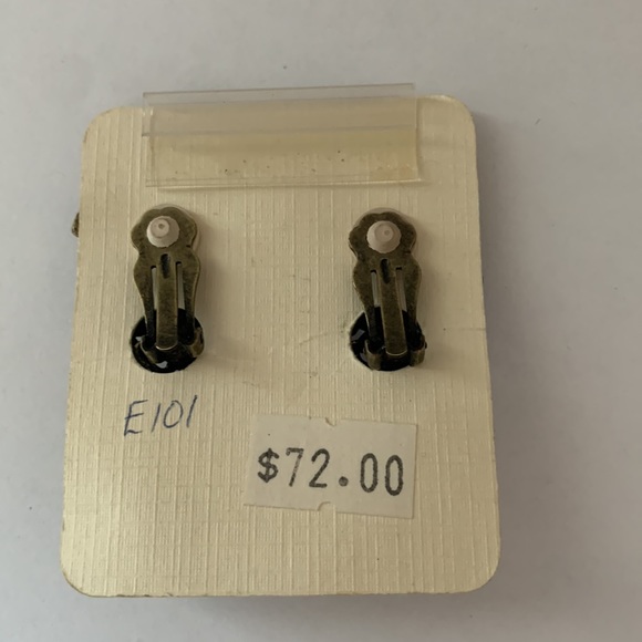 SWEET ROMANCE heart earrings w/ crystal embellishment & bow details. Clip-on - Picture 4 of 6